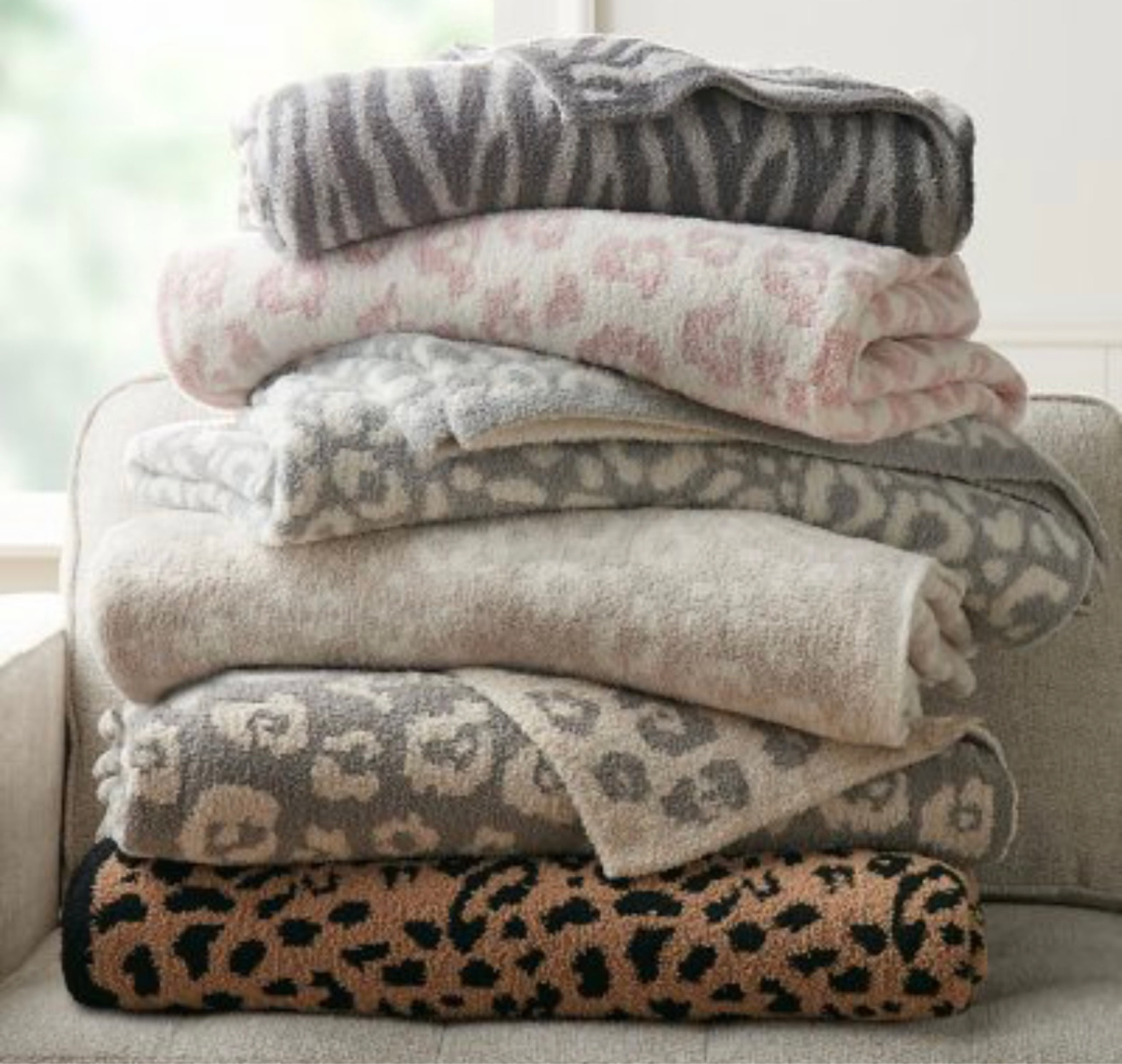 Cozy knit blankets 🤎

#LTKGiftGuide #LTKSeasonal #LTKhome