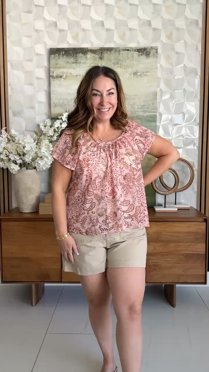 @Loft This lightweight blouse pairs perfect with my favorite Palmer khaki shorts for a summer outfit that beats the heat📏 Sizing: Top tts, L | Shorts tts, 12 

 #LTKSeasonal #LTKOver40 #LTKMidsize
