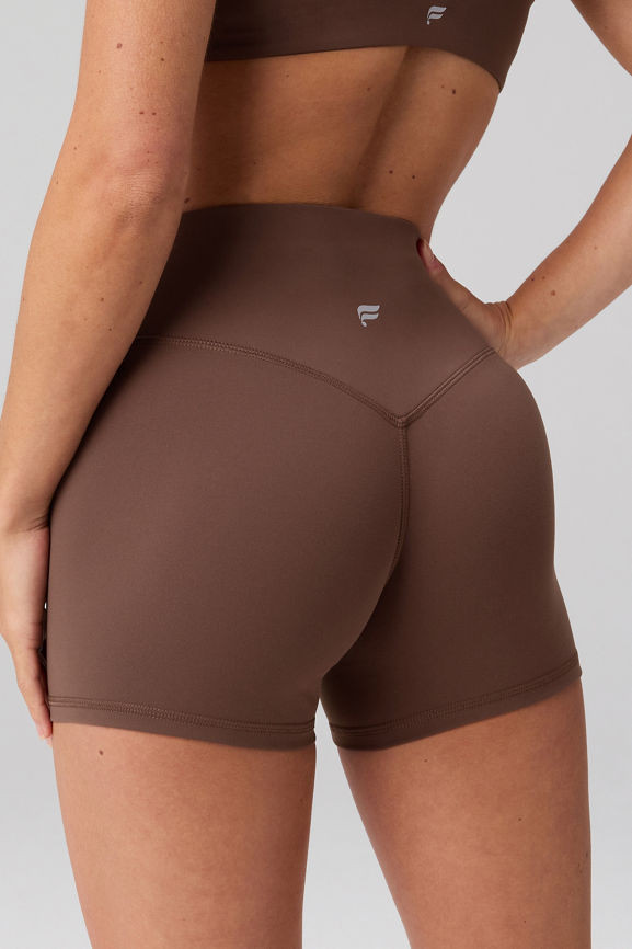 The No-Seam Pureluxe TLC Short 4” | Fabletics