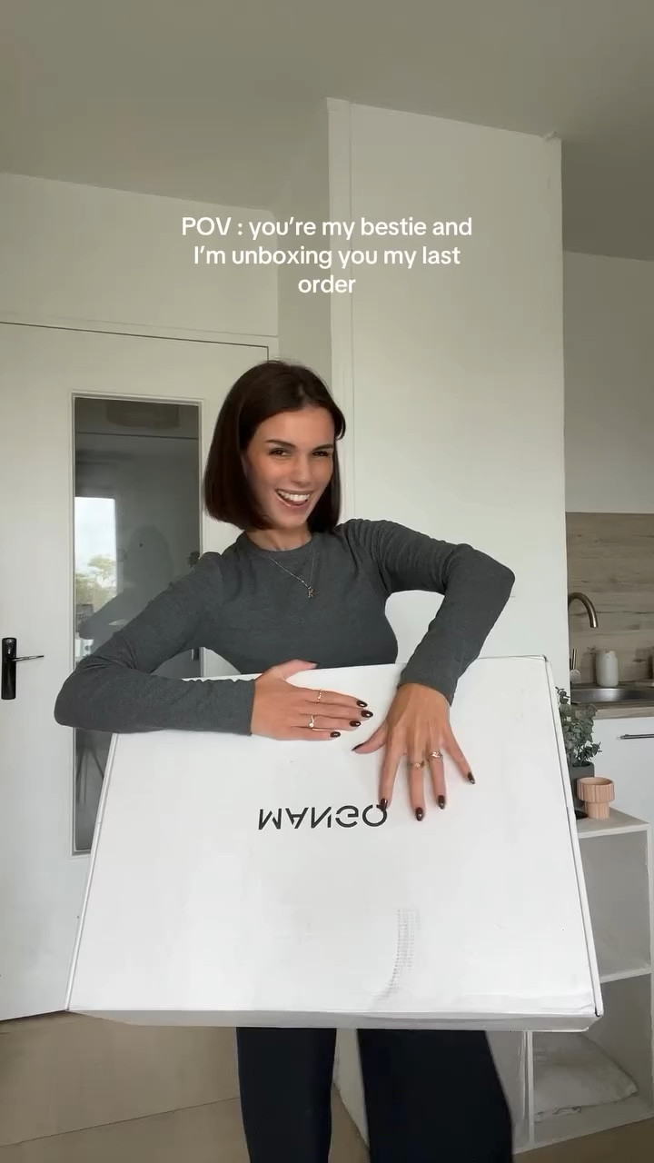 POV : you’re my bestie and I’m unboxing you my last order 🤎

Which item is your fav ?

#mangohaul #fallhaul #fashionhaul #ootd #falloutfitideas #fashionstyle #pinterestaesthetic #pinterestinspired #oldmoneystyle #minimalstyle

#LTKautumn #LTKeurope