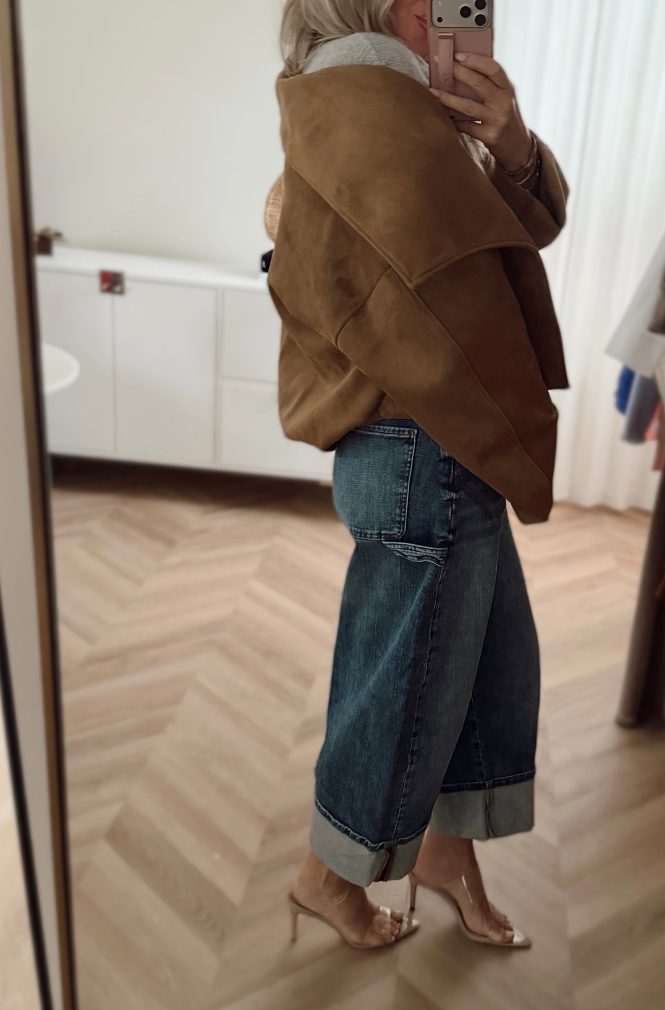 The cutest under 100 jacket ever! So soft and loving this style so much! I’m in small.
Jeans size up one. Can wrap this jacket with any belt too! Adorable! 🔥💯

OOTD. Spring outfits. Jacket. Heels 


#LTKWorkwear #LTKootd #LTKgrwm