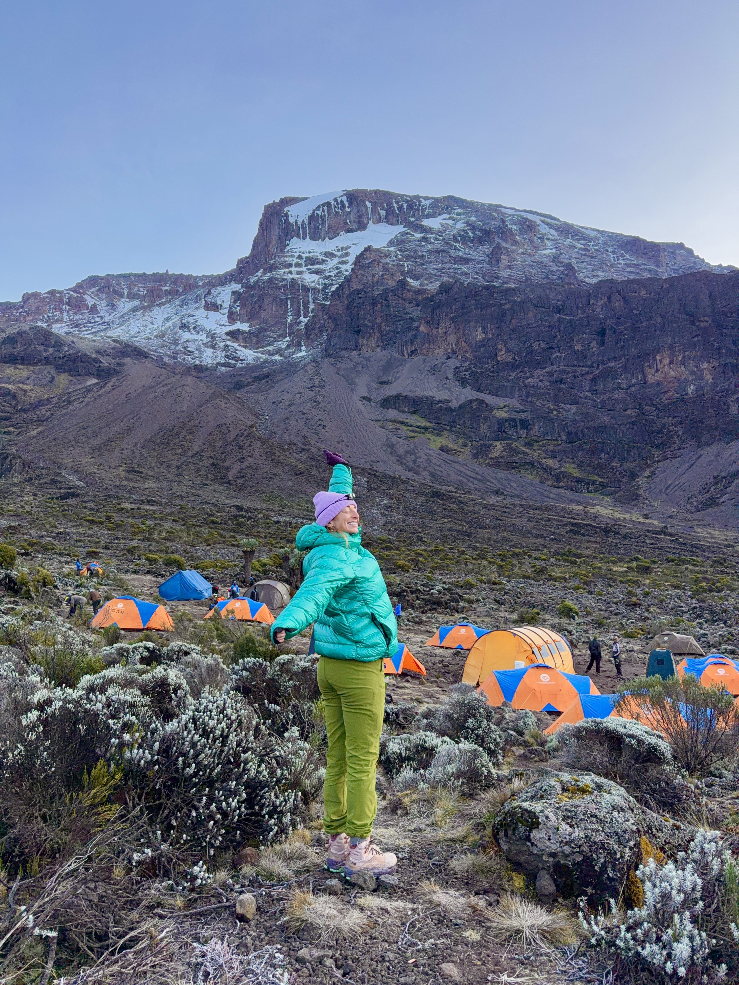 Bright layers, mountain air, and my favorite trail fit. Cozy puffers + hiking joggers are always the move for chilly campsite mornings  

 #LTKActive #LTKTravel