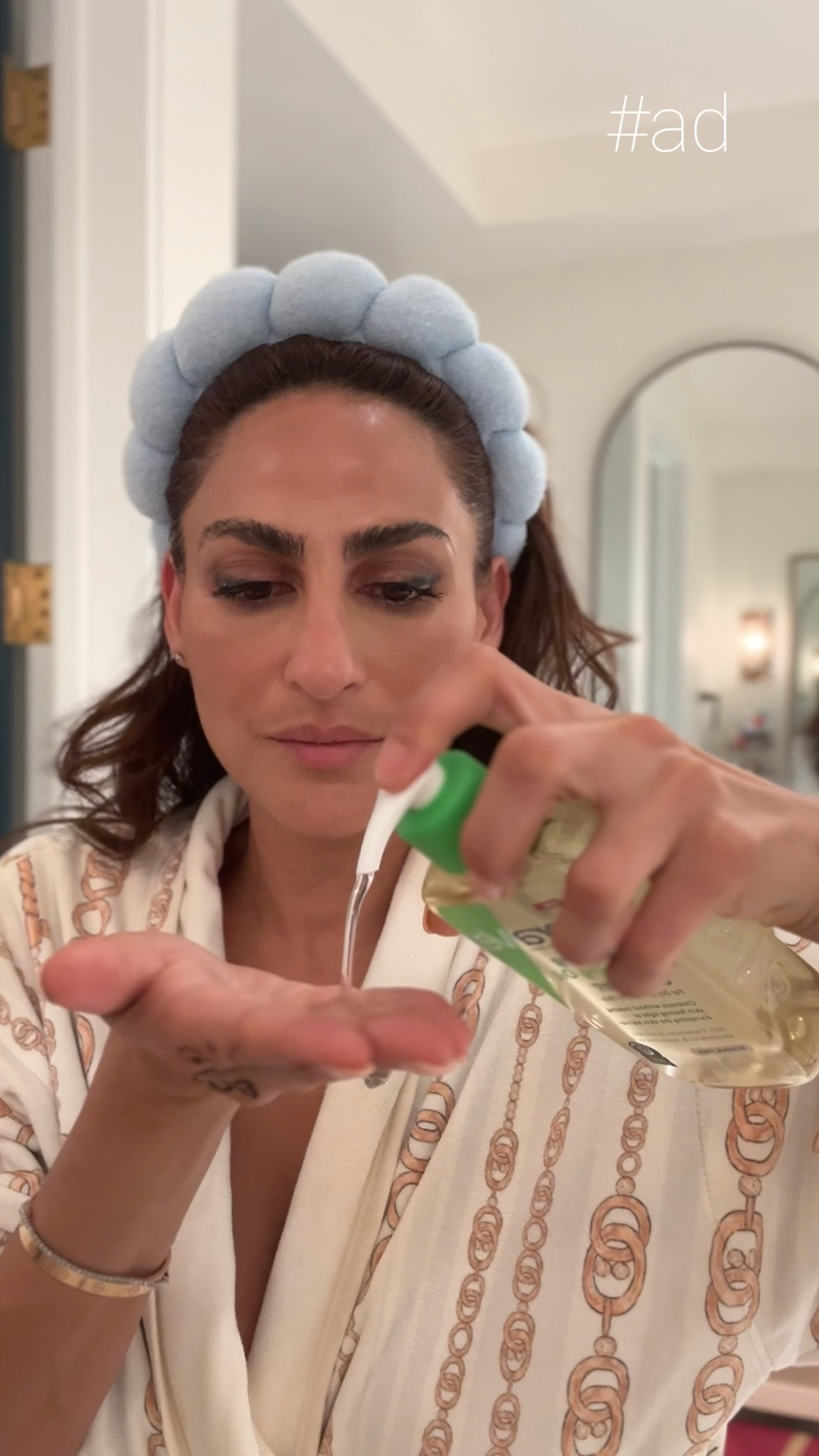 #ad Save this one for when you’re too tired to wash the day off but it’s a non negotiable! Minimal products, fresh skin, zero fuss @cerave @target #ceravepartner #developedbyderms #targetpartner #target 

#LTKFindsUnder50 #LTKOver40 #LTKBeauty