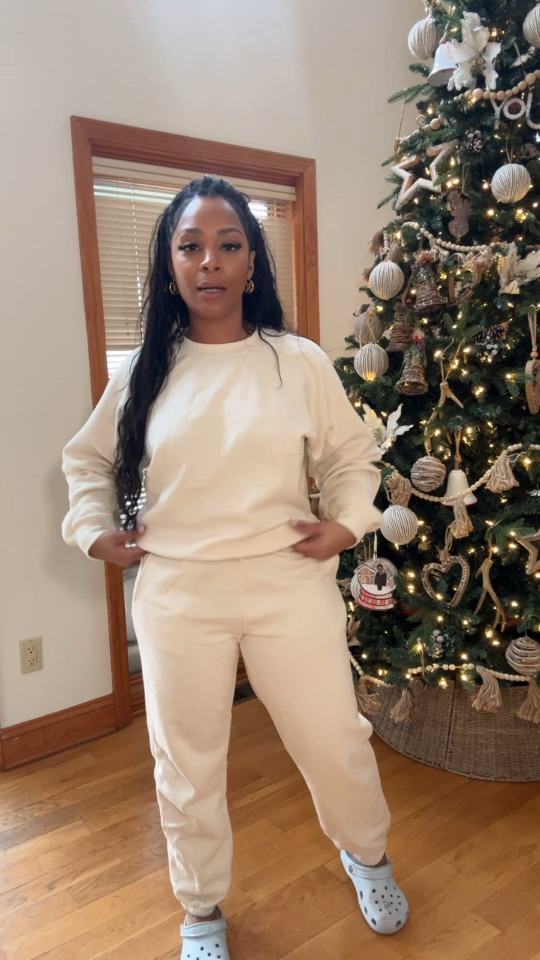 Obsessed with this only set, fits so good and it’s true to size 