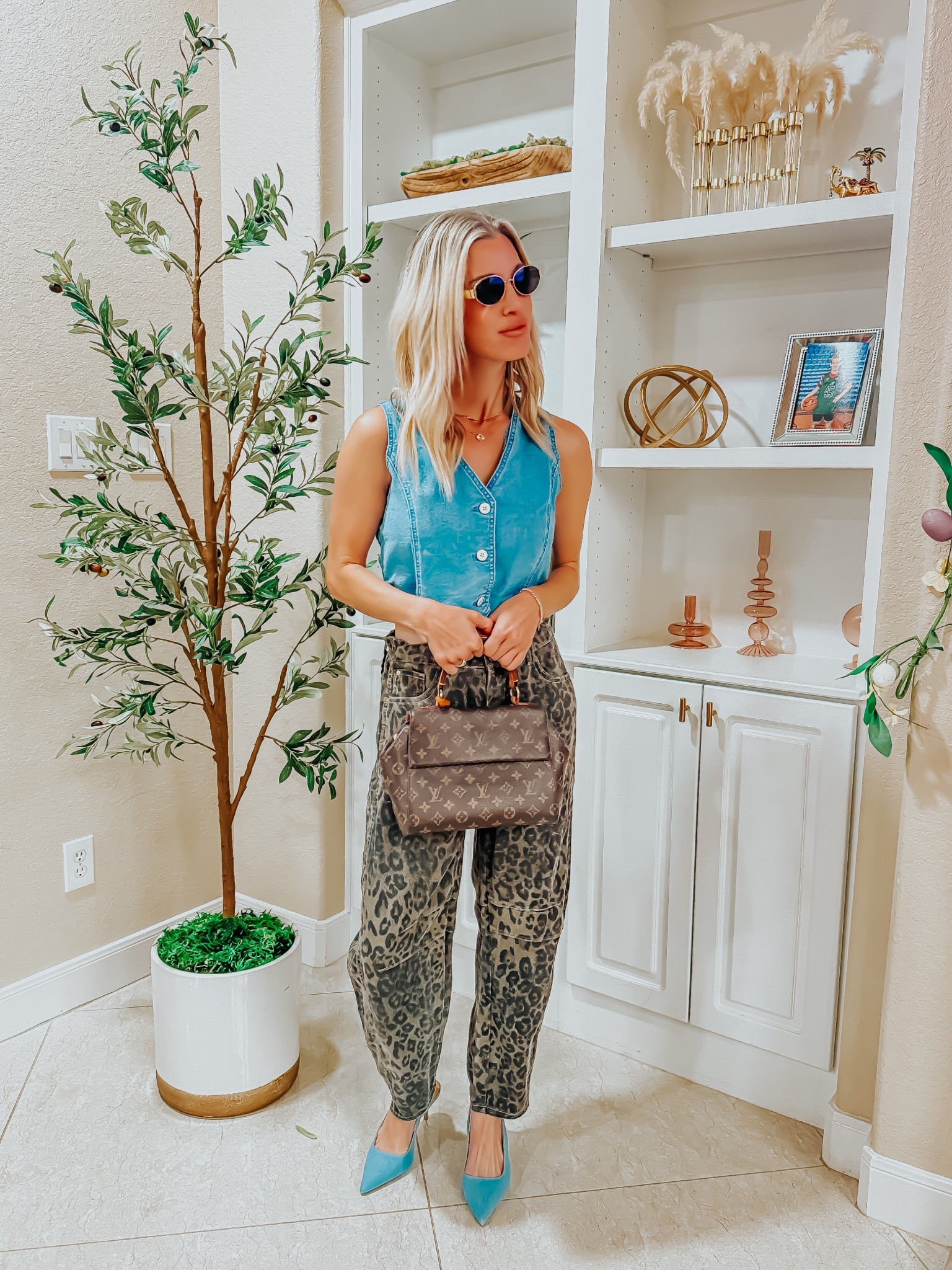 Leopard pants, Vici, Amazon, style inspo, spring style 

#LTKShoeCrush #LTKFindsUnder50 #LTKFestival