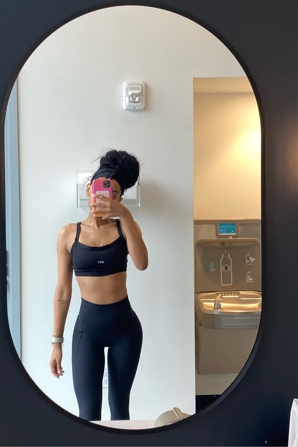 a black workout set is essential #setactive #gymshark

#LTKActive #LTKFitness #LTKStyleTip
