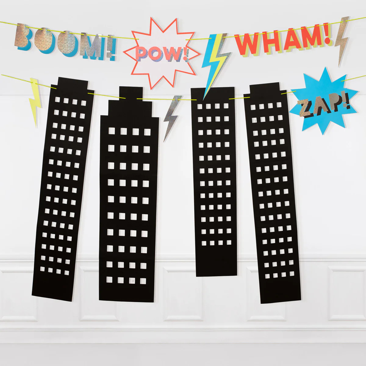 Superheroes Garland | Meri Meri