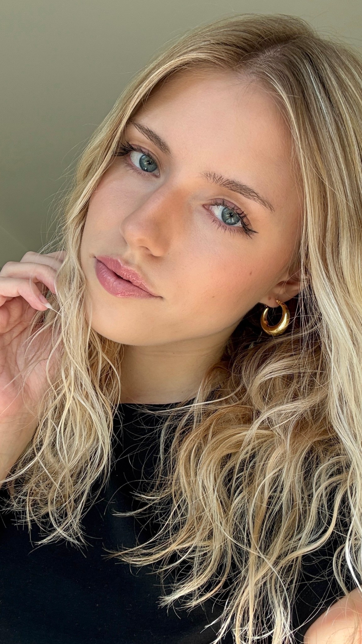 Everyday earrings that are lightweight and luxe! #BonheurJewelry 

#LTKU #LTKootd #LTKgrwm