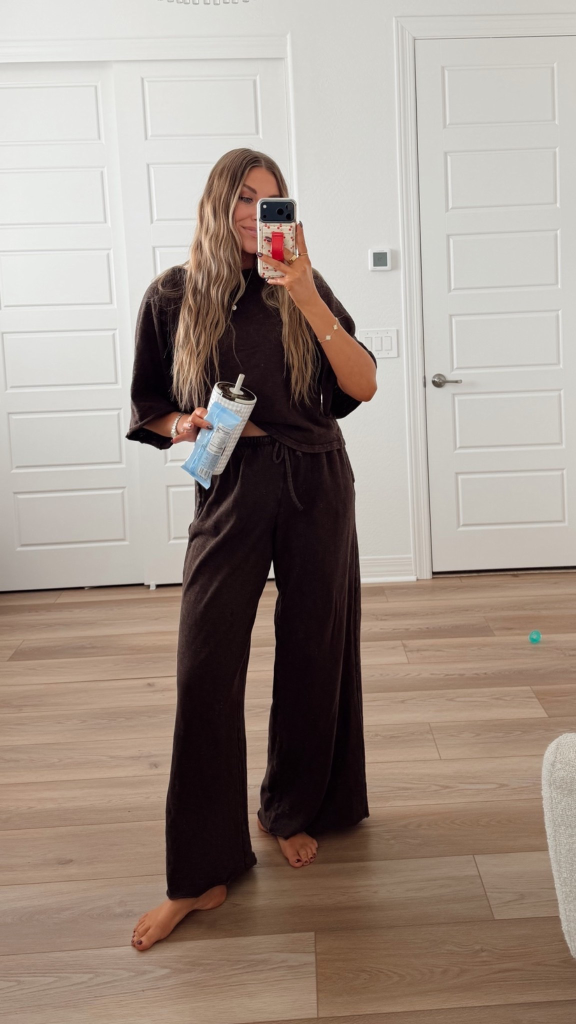 The best comfy set! Wearing smalls