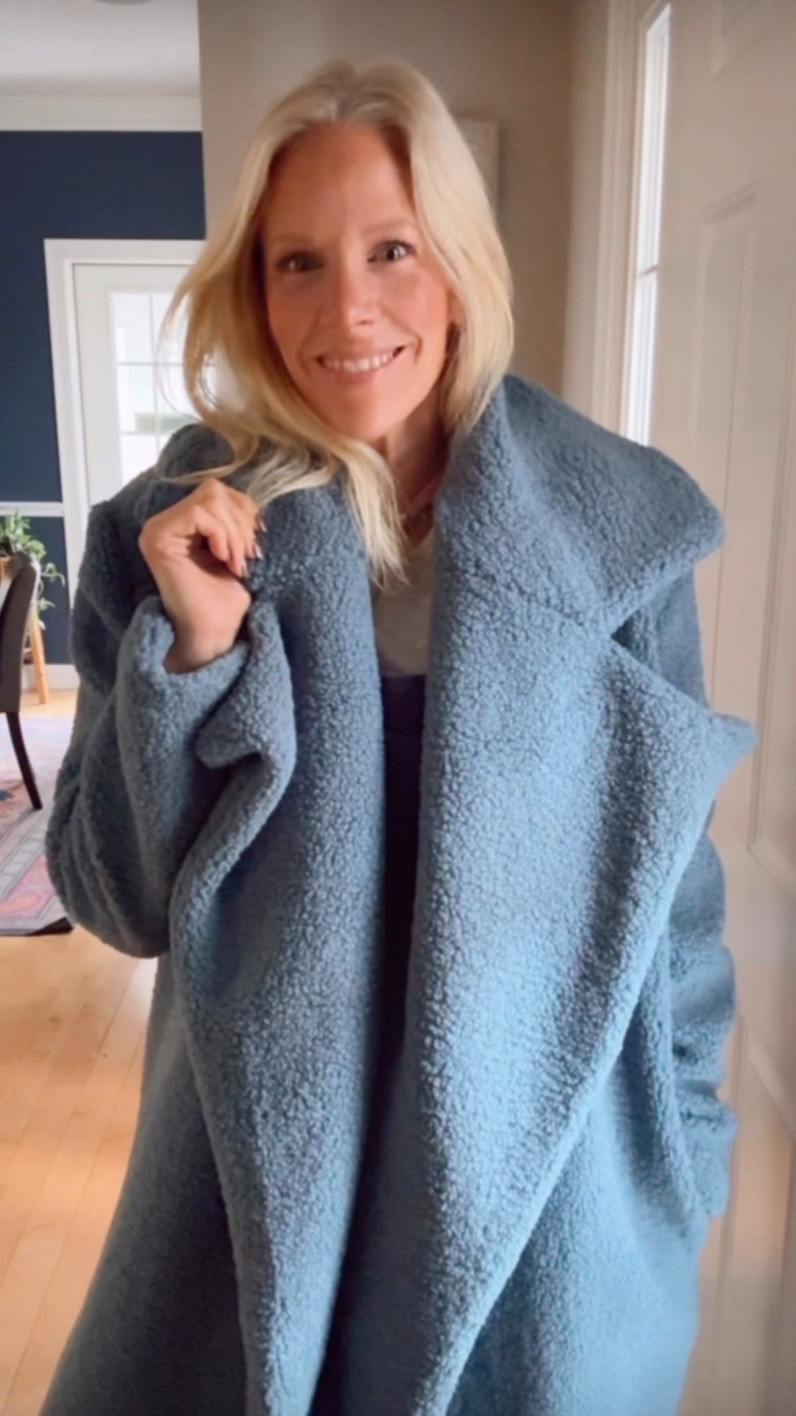 Oversized blue teddy coat, fit is very big! Size down one or two.
Wearing the xs 

#LTKSeasonal #LTKOver40 #LTKootd