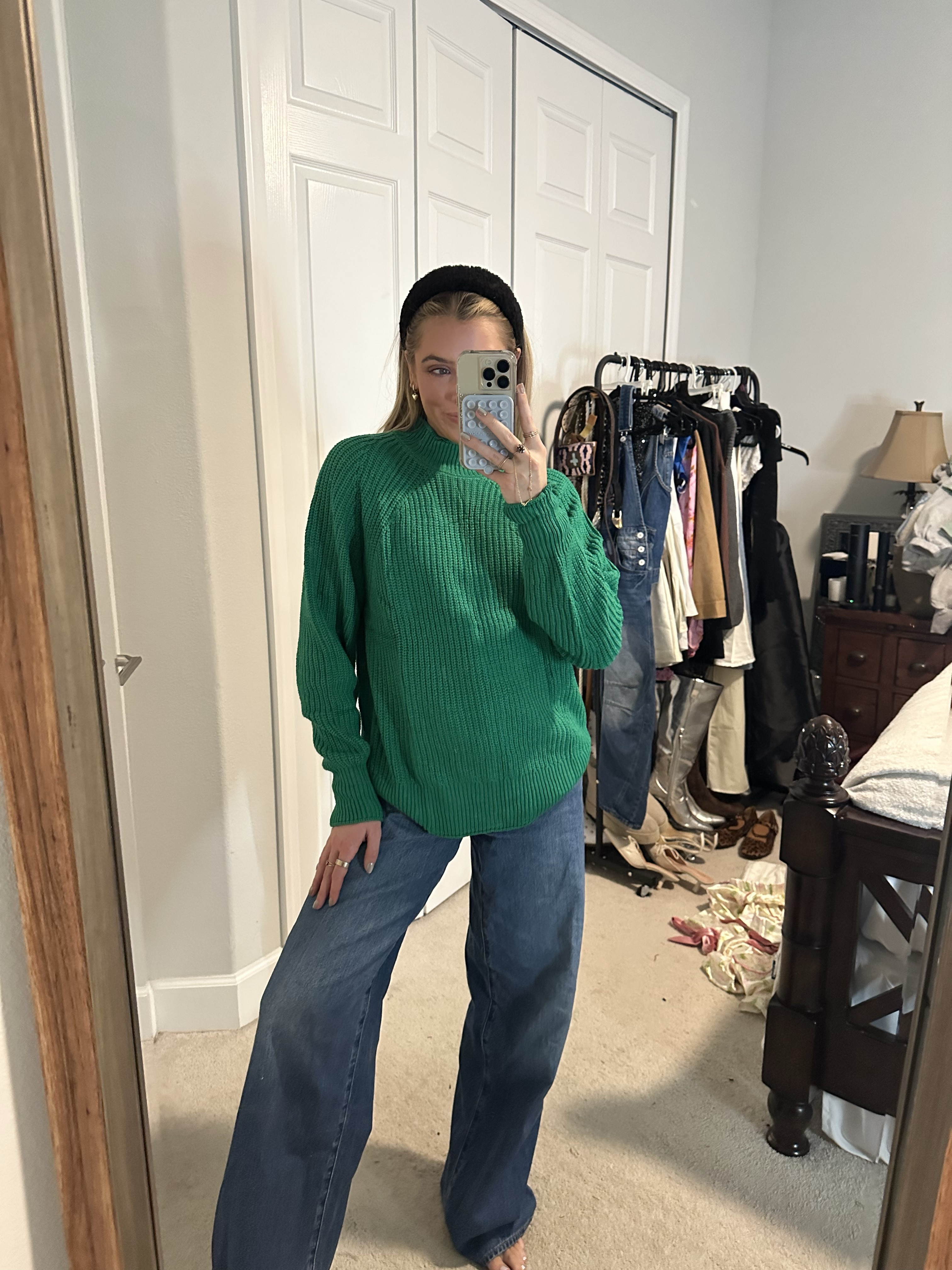 Amazon Zeagoo Women's 2025 Fall Turtleneck Sweaters Trendy Loose Long Sleeve Knit Pullover Jumper Tops size small green sweater. 

#LTKSaleAlert #LTKFindsUnder50 #LTKSeasonal