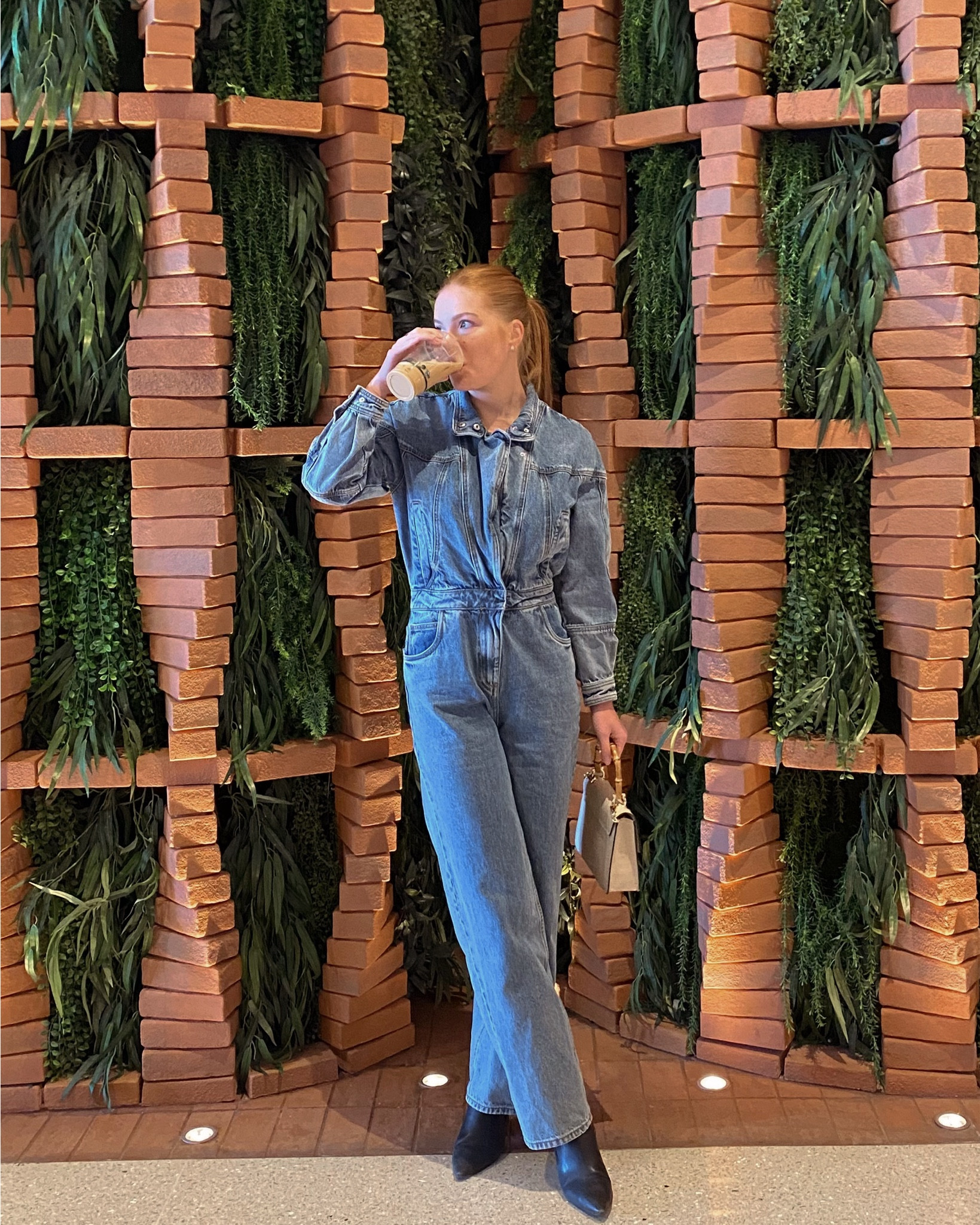 A great coffee, a denim jumpsuit & this 🥰

#LTKSeasonal #LTKStyleTip