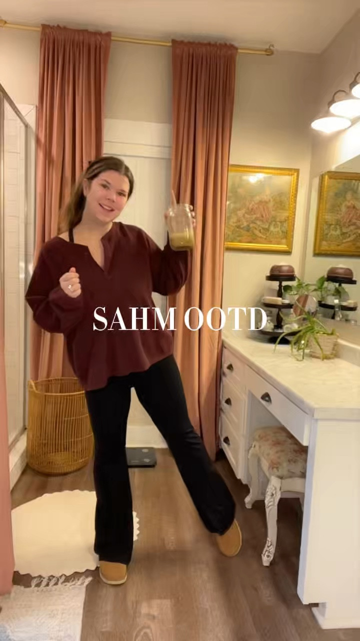 SAHM OOTD nobody asked fspark

#LTKFamily #LTKMidsize #LTKHome
