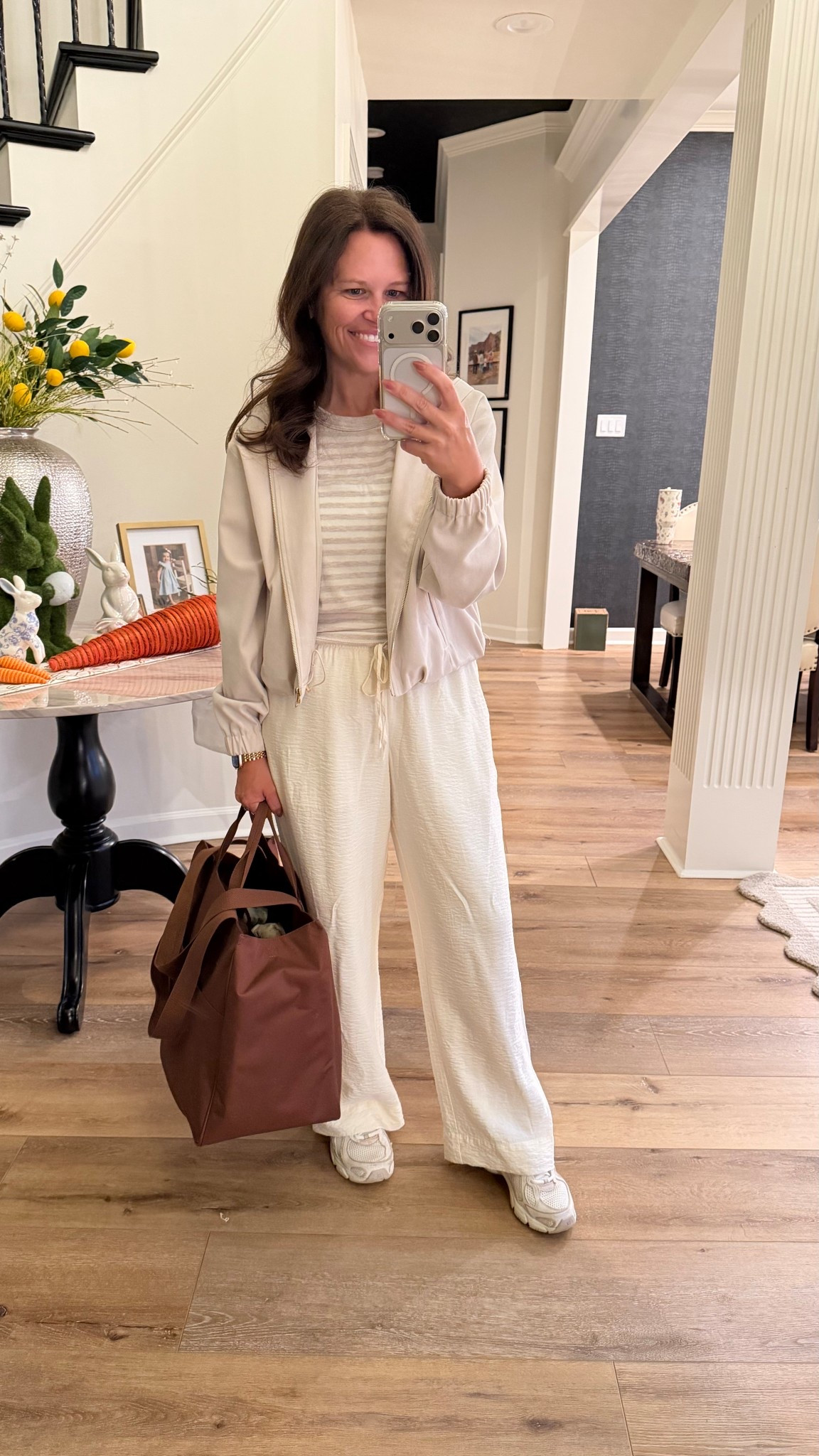 Airport outfit @zsupplyclothing @Aritzia  @beistravel 