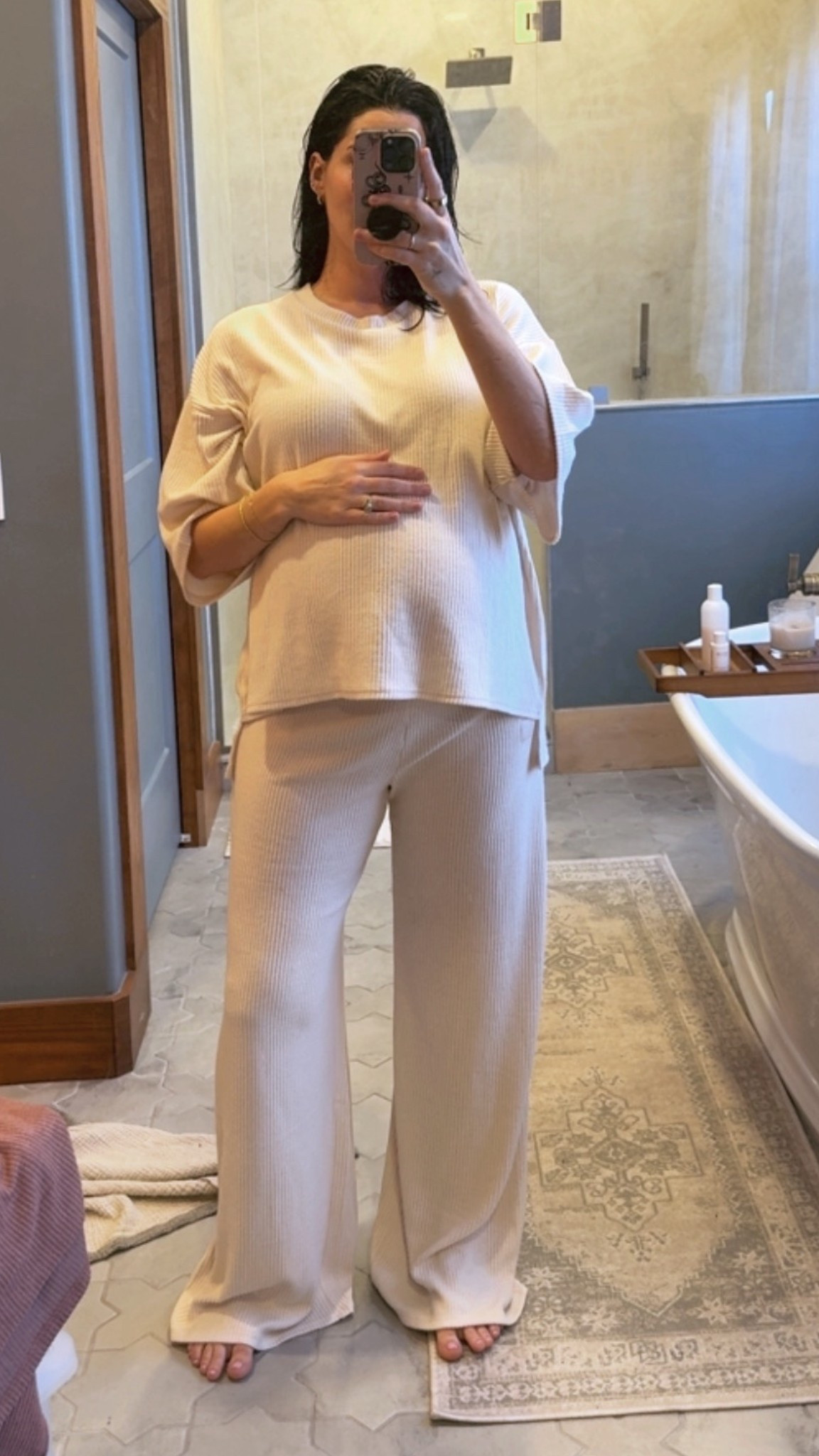 Yacht club set in Bellini. So comfy for pregnancy and postpartum 

#LTKootd #LTKmomlife #LTKBump