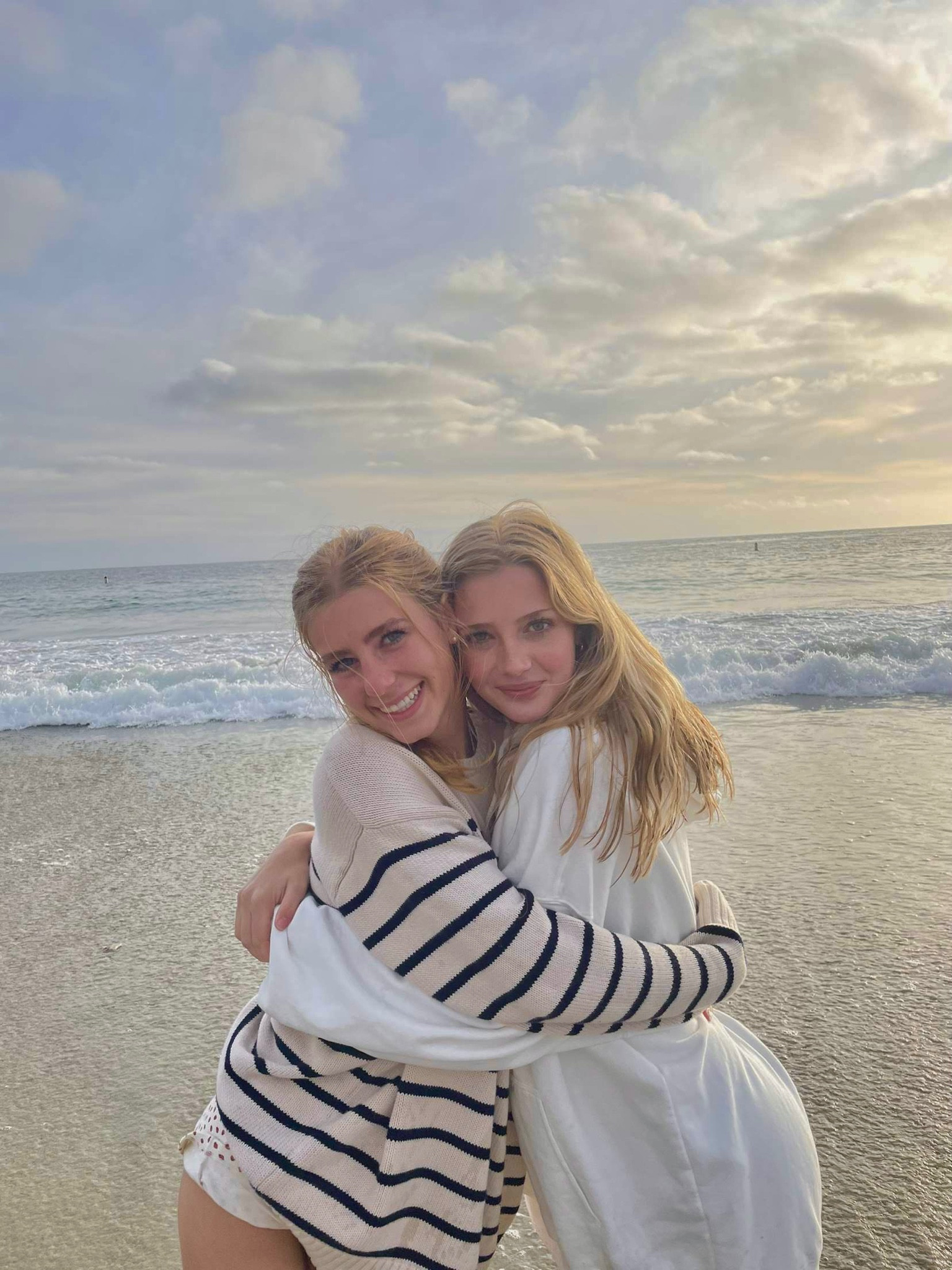 Beach outfits for warm weather and summer 

#LTKfindsunder50 #LTKSeasonal #LTKfindsunder100