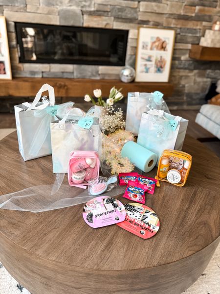 13th Birthday Favor Bags✨

Crazy to believe Peyton is turning 13! What even is life!? We are celebrating a few weeks early with her friends, thanks to some demanding soccer schedules this spring! 

✨comment PARTY to get the link shop to everything sent straight to your DMs✨

Can’t wait to party this weekend!