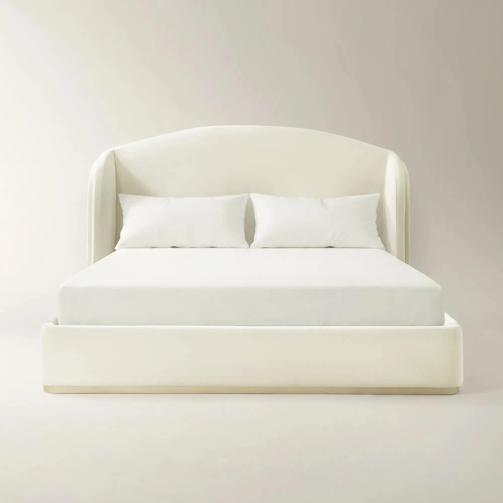 Glimmer Cloud Velvet Upholstered Queen Platform Bed | Z Gallerie