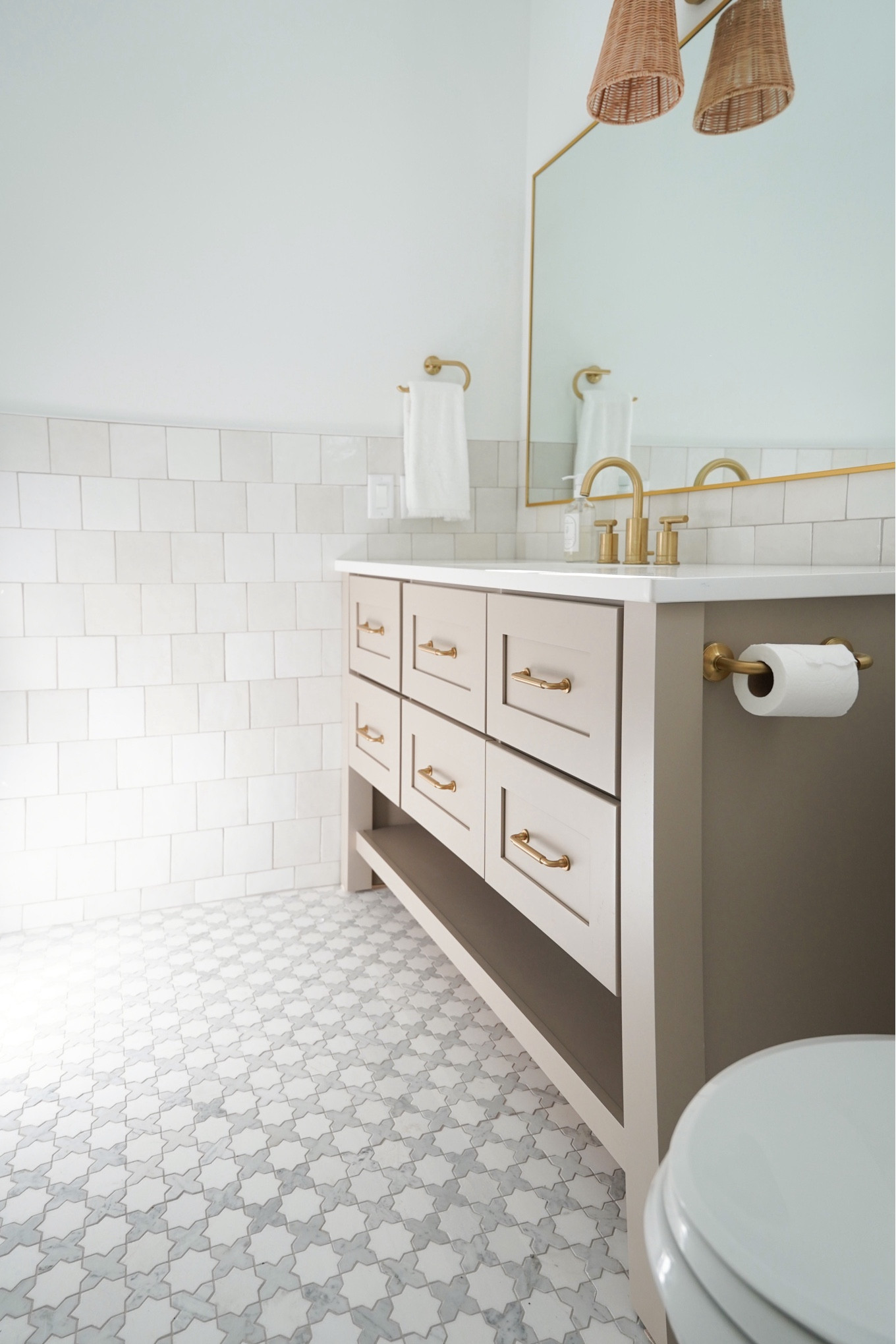 Floor mosaic back in stock!!!