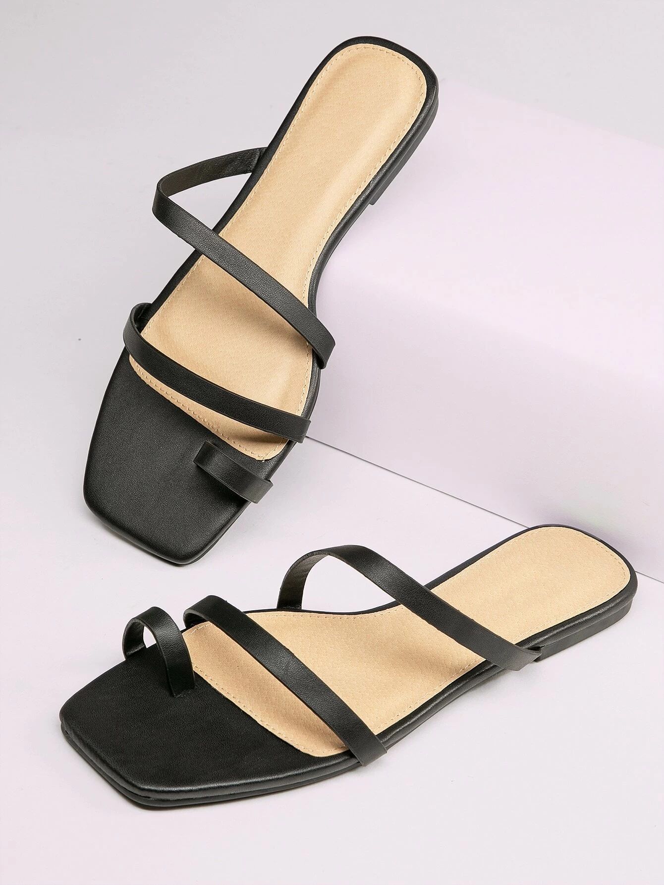 Square Toe Strappy Flat Slide Sandals | SHEIN