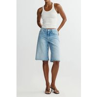 Abby Relaxed Jean Short Low Rise | Size: 30 | Color: Bayside | Curio