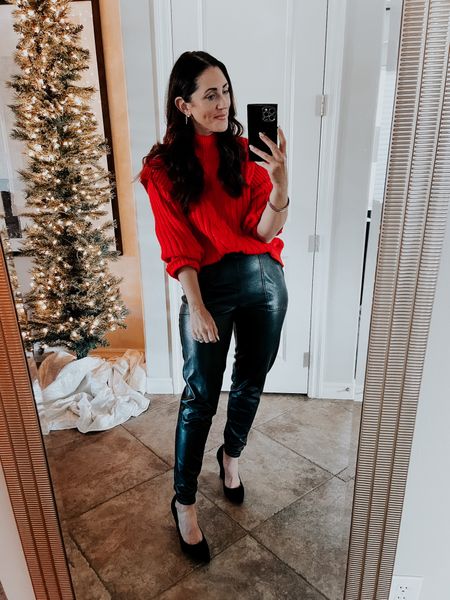 Holiday red sweater ❤️ (size small)
Faux leather joggers (size small)
Holiday outfit idea ❤️

#LTKfindsunder50 #LTKHoliday #LTKsalealert