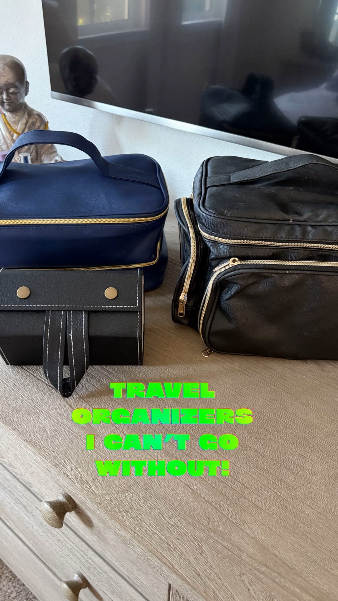 Travel Essentials 

Packing essentials I can’t live without ✈️🤍

These are always in my bag:

• Sunglass travel organizer (protects all my sunnies 👀)
• Travel carrying case for my Shark FlexStyle
• Travel makeup bag (keeps everything organized and easy to find)

All from Amazon and make traveling SO much easier.

Once you have these… you won’t travel without them 😏

Everything linked in my LTK.

#LTKTravel #AmazonFinds #TravelEssentials #PackingTips #LTKFinds

#LTKdayinmylife #LTKTravel #LTKBeauty