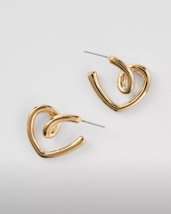 Earrings

#LTKTravel #LTKFindsUnder50 #LTKWorkwear