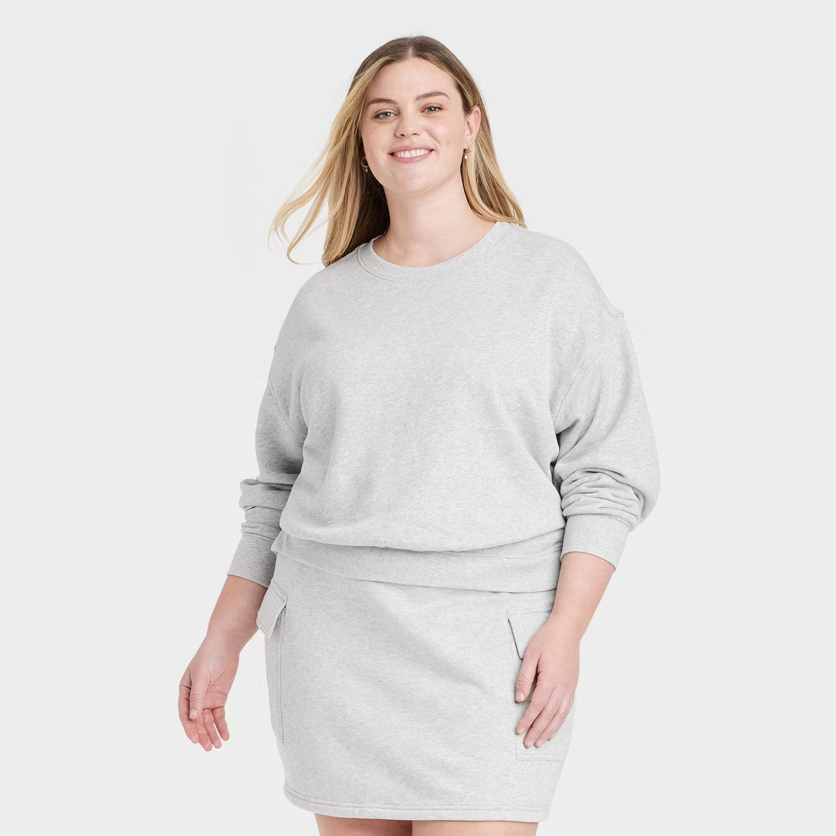 Women's Leisure Studio Pullover Sweatshirt - Universal Thread™ | Target