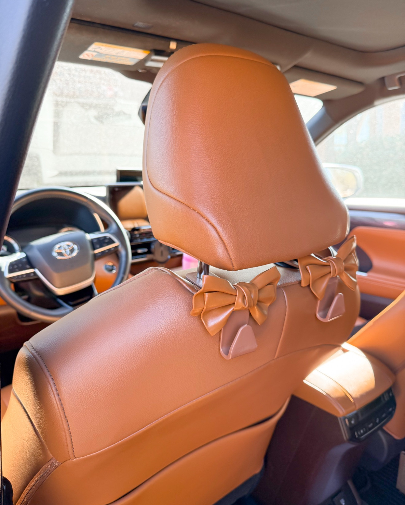 hang your purse in style ✨🤭 

#LTKItBag #LTKTravel