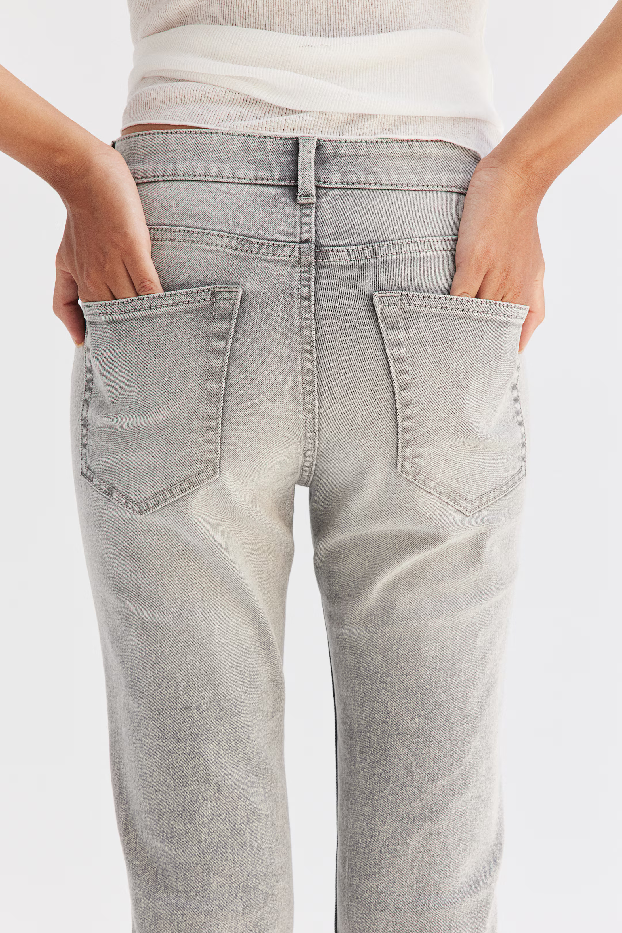 Flared High Jeans | H&M (DE, AT, CH, NL, FI)