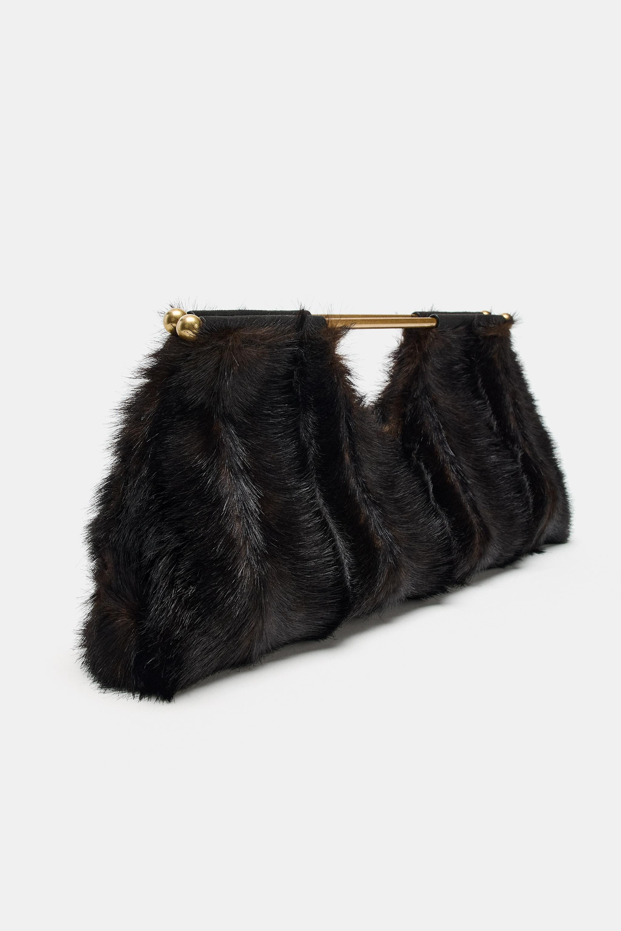 FAUX FUR CLUTCH BAG | Zara US