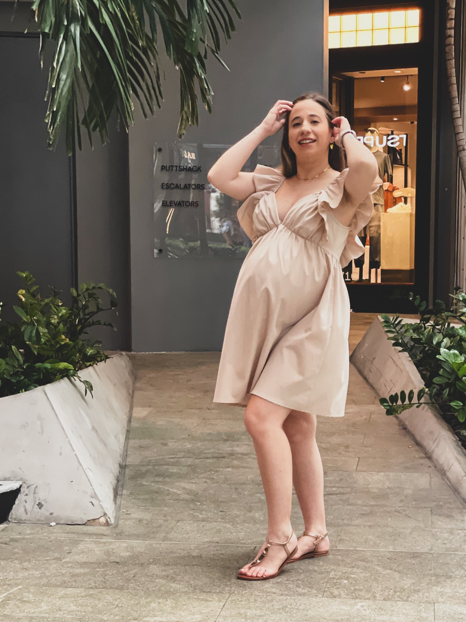 Petite pregnancy outfit. Size 4 (S)
Maternity outfit with regular clothes

Shein dresses, shein outfit, low cost, pregnancy, petite, petite friendly, short dresses, summer outfit, summer dress

#LTKbump #LTKbeauty