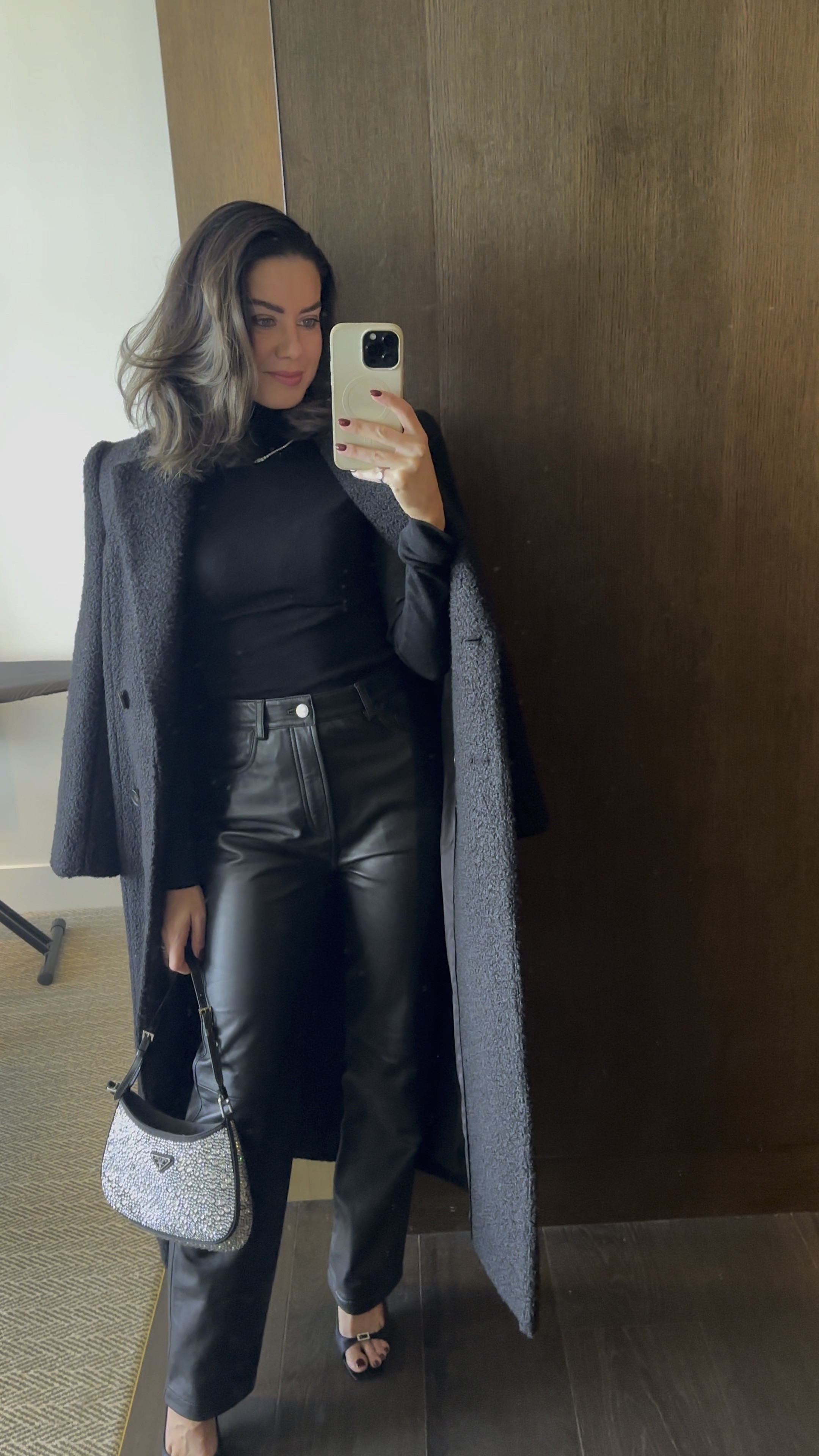 all black for winter 

#LTKSeasonal #LTKaustralia #LTKFind