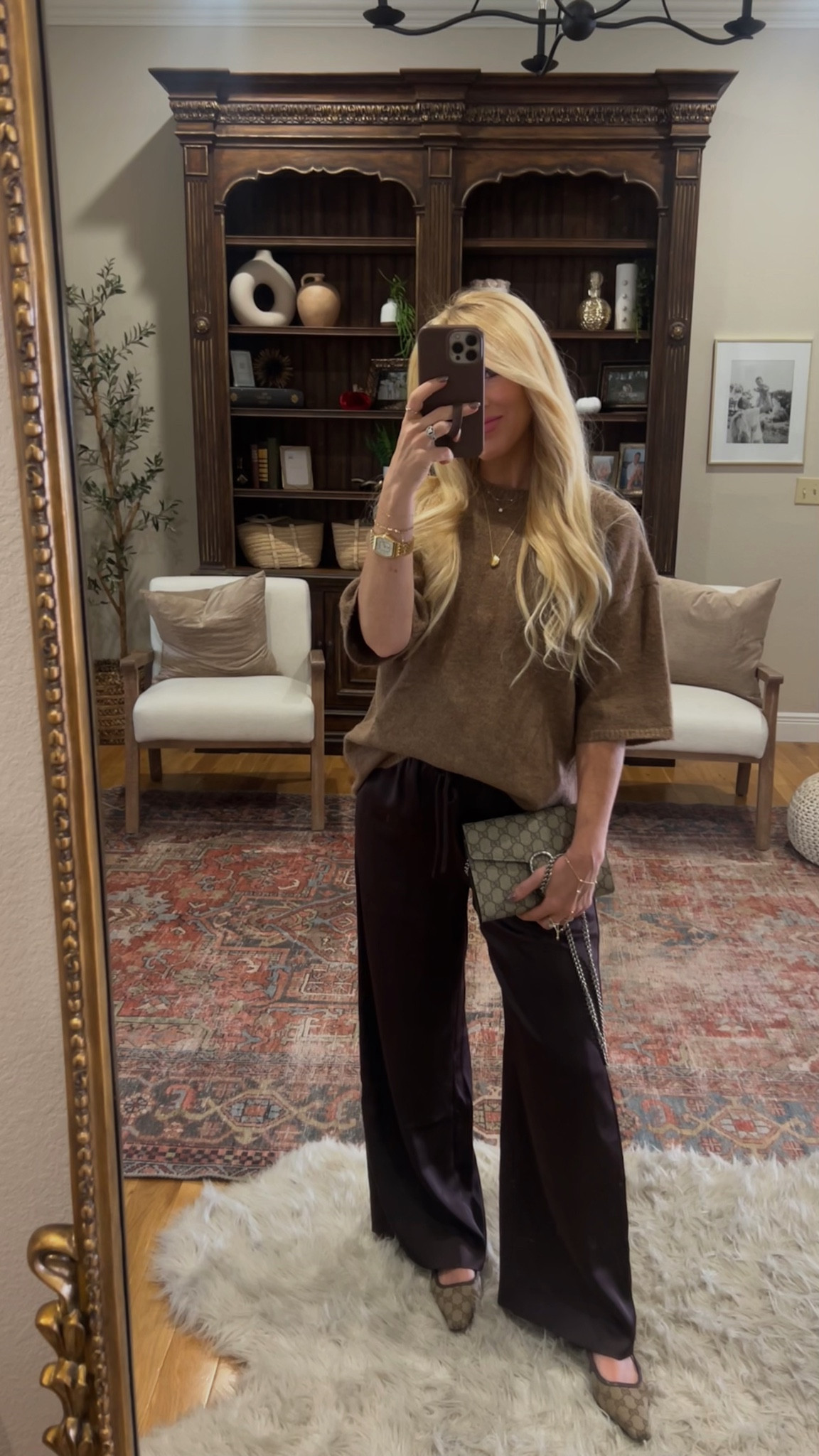 Love this short sleeve sweater so much! The fit is 🤌🏻 such a good color and versatile piece. Great for this fall transition weather. Wearing XS in top and small short in pants | brown fall look | church outfit | Aritzia pants | free people 

#LTKPetite #LTKFindsUnder100 #LTKStyleTip