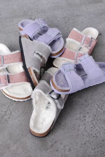 Birkenstock Arizona Shearling Sandal | Urban Outfitters (US and RoW)