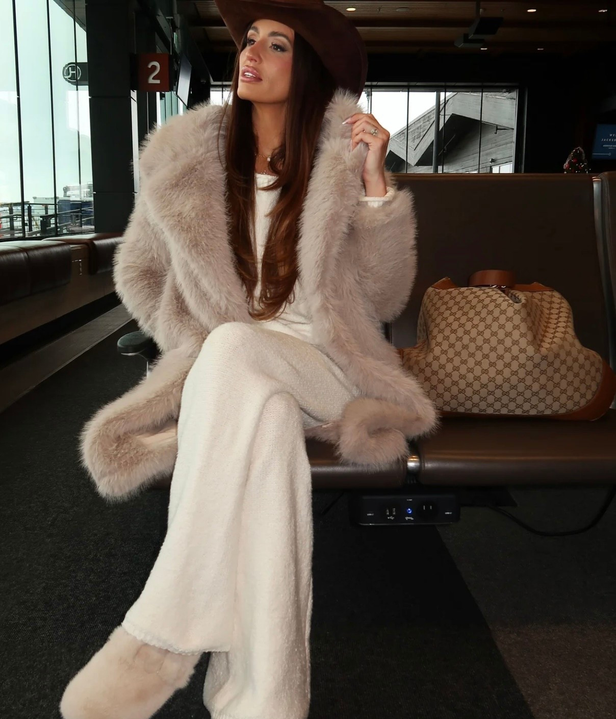 This jacket is everything! A staple for winter attire! 

#LTKGiftGuide #LTKootd #LTKHoliday