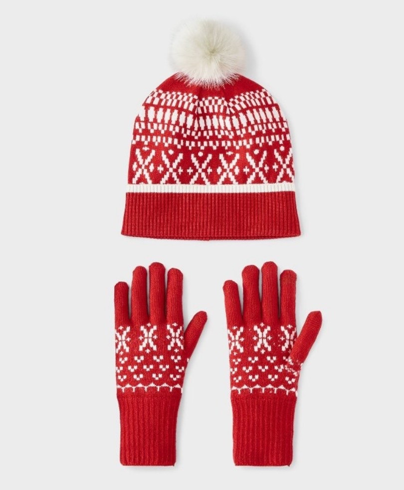 Gift Idea: Beanie & Gloves Set $25

#LTKGiftGuide #LTKFindsUnder50 #LTKTravel