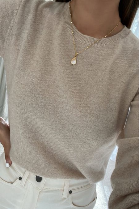 SOPHIYA Mia + Maya pendant
Cashmere sweater 
White jeans 

#LTKStyleTip #LTKSeasonal #LTKWorkwear