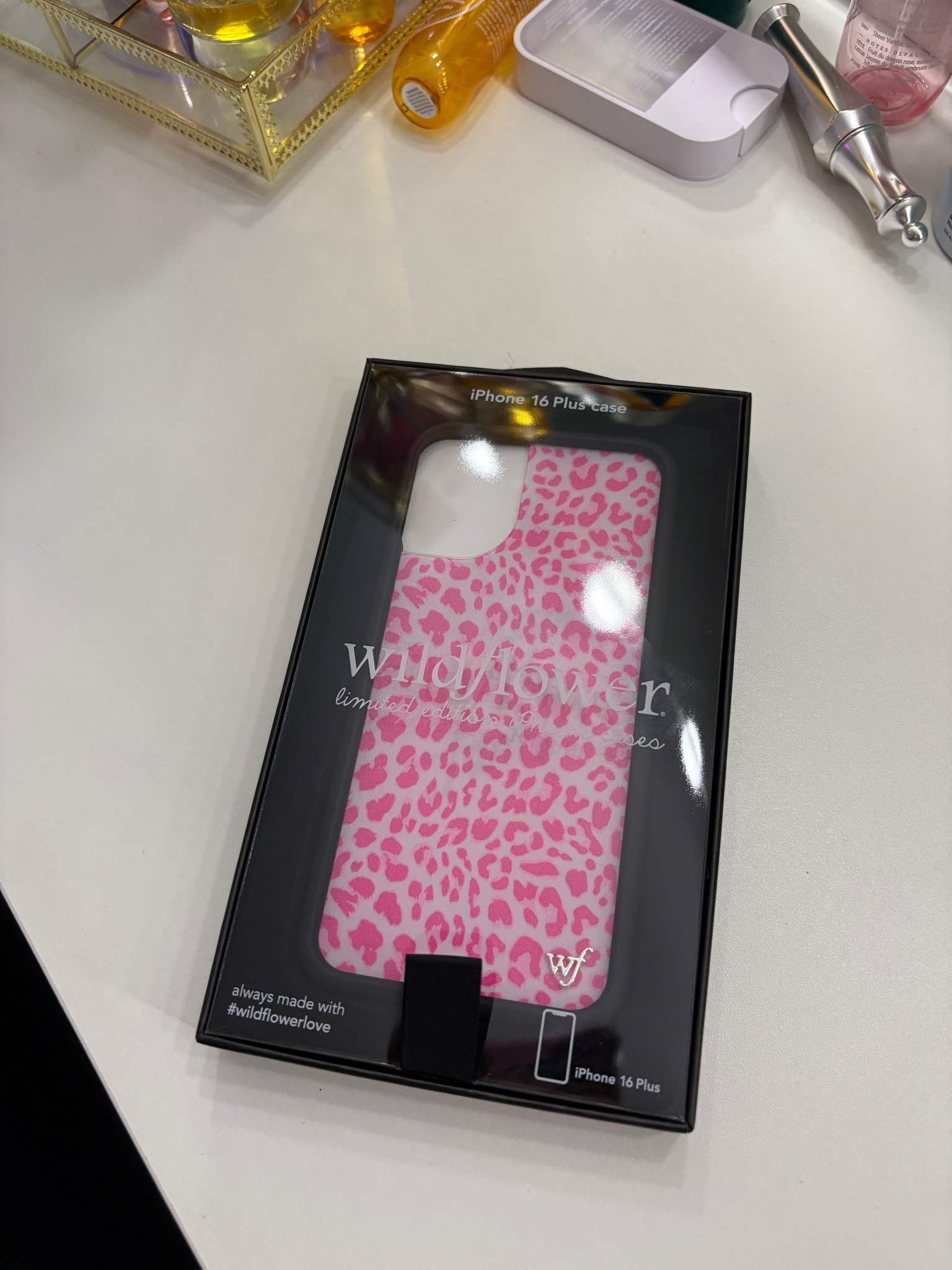 the cutest phone case !!

#LTKStyleTip #LTKFindsUnder50 #LTKBeauty