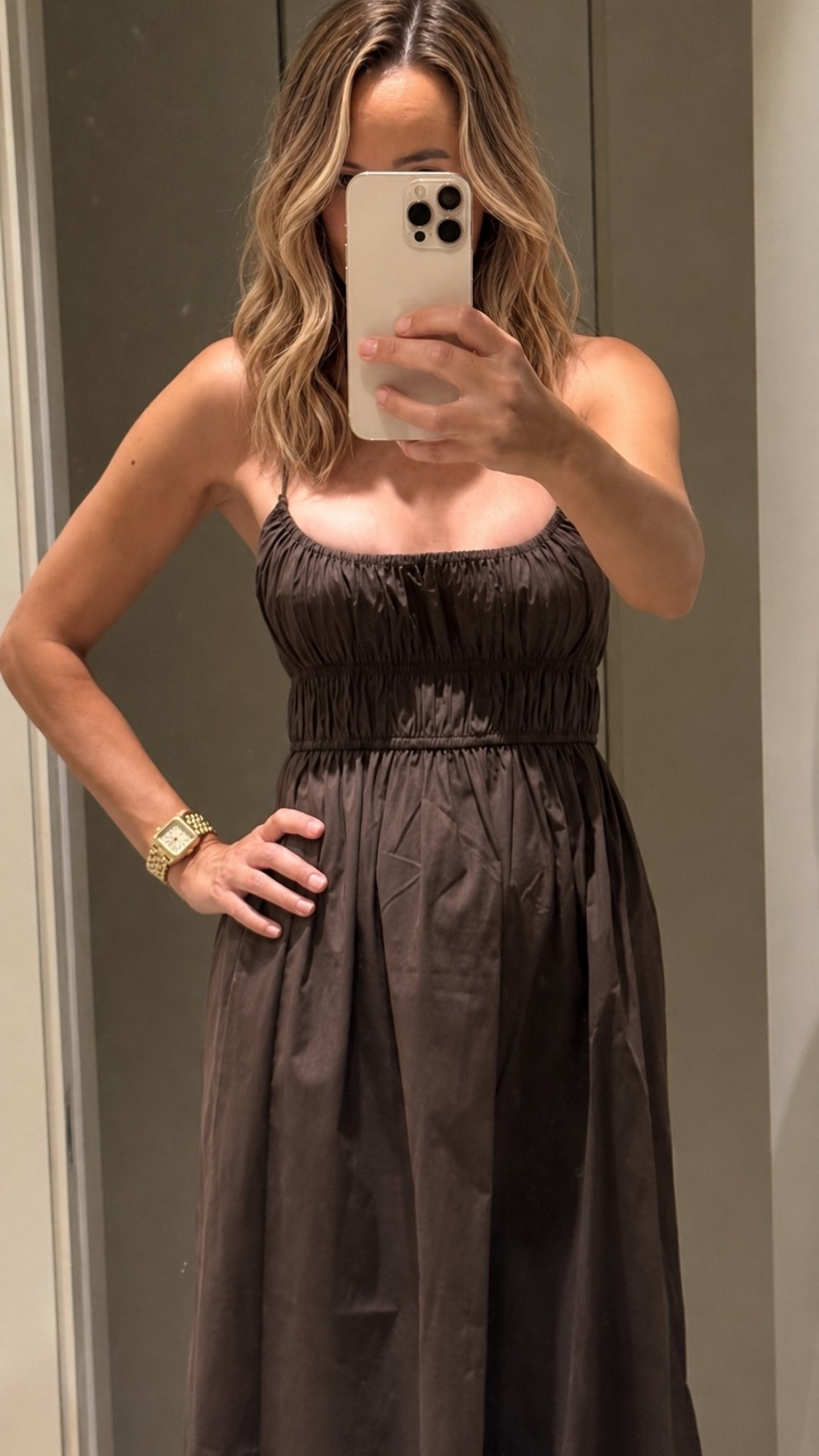My new favorite summer dress in rich chocolate 🍫 Fits true to size, this is size 8. 

#dissh #ad

#LTKsummer #LTKuk #LTKeurope