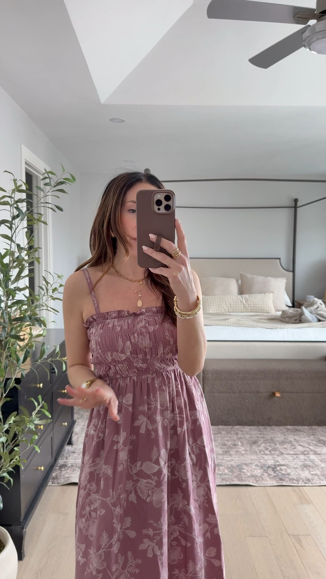 A great comfortable maxi option. I’m wearing an XS.


#LTKSeasonal #LTKPetite #LTKmomlife