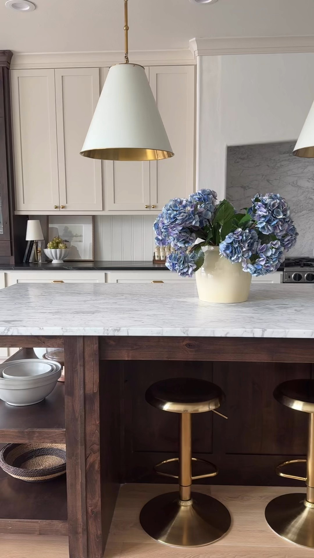 Spring time kitchen views 

#LTKHome #LTKSeasonal #LTKSaleAlert