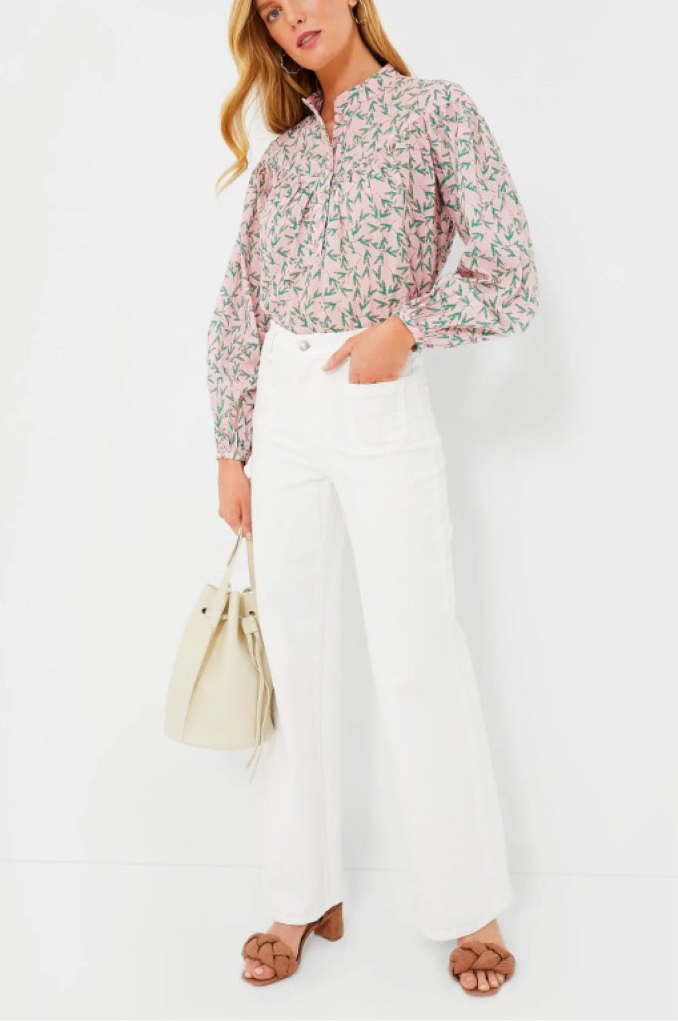 Tuckernuck has new in and a sale! My favorites linked below! 

#summer #sale #casual #commentsbyfans❤️

#LTKStyleTip #LTKSaleAlert #LTKSeasonal