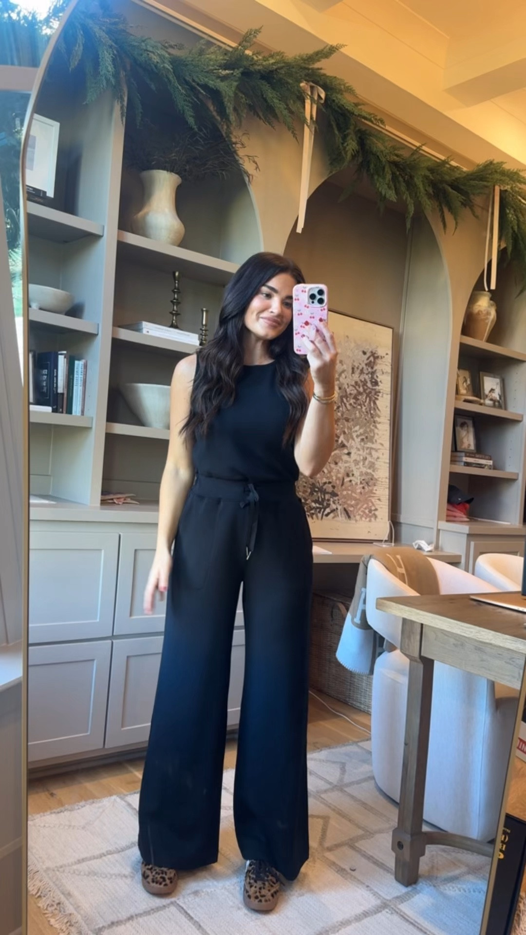 The best jumpsuit to travel or lounge in! 

@spanx everything is 30% off right now! also use code EXTRA10 for an additional 10% off, on top of the sitewide sale #spanxpartner