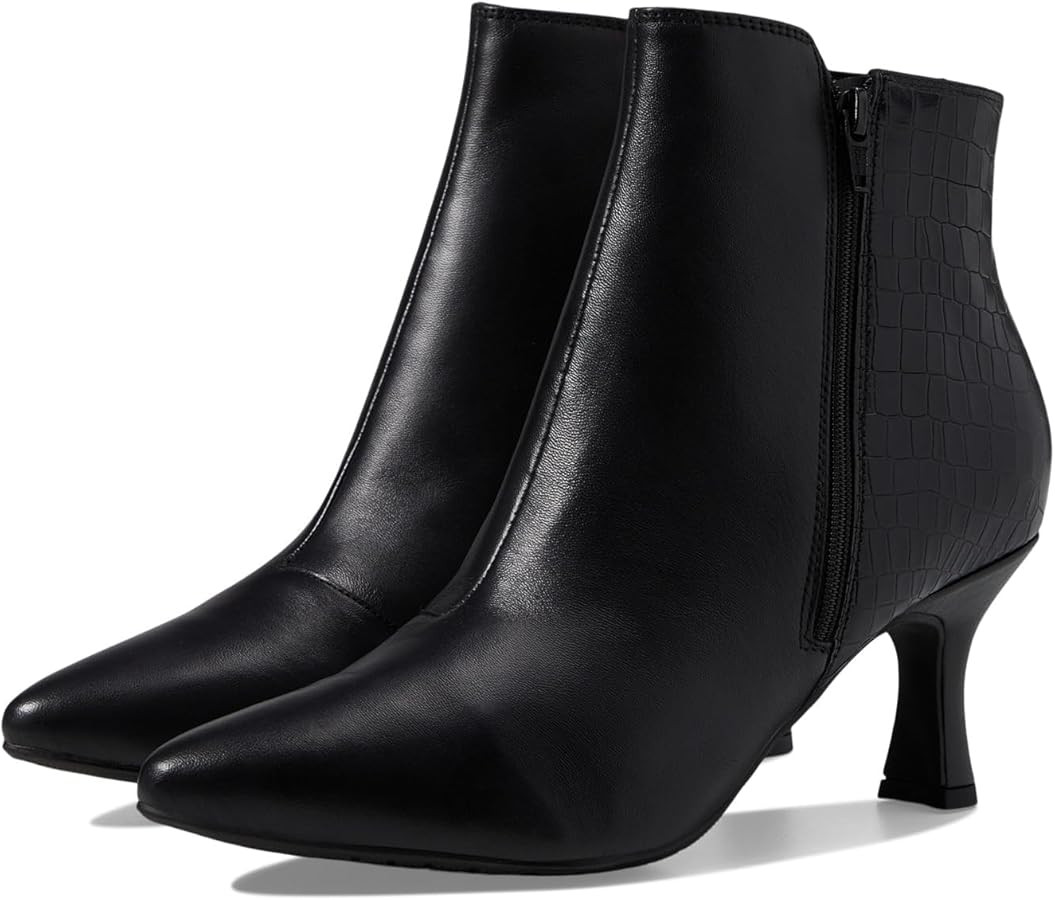 Clarks womens Kataleyna Glow Ankle Boot | Amazon (CA)