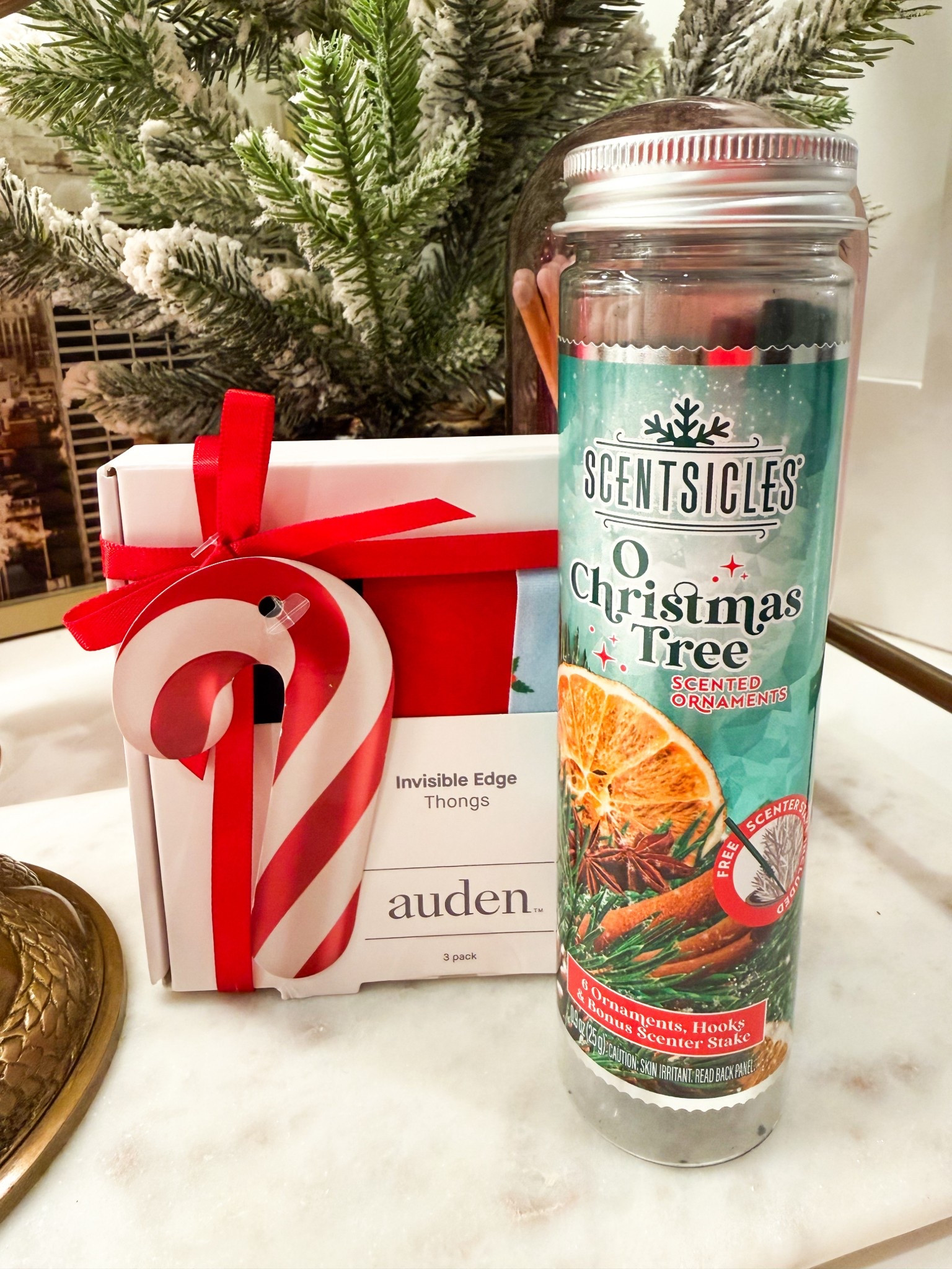 random holiday happies! 

#LTKFindsUnder50 #LTKHoliday #LTKSeasonal