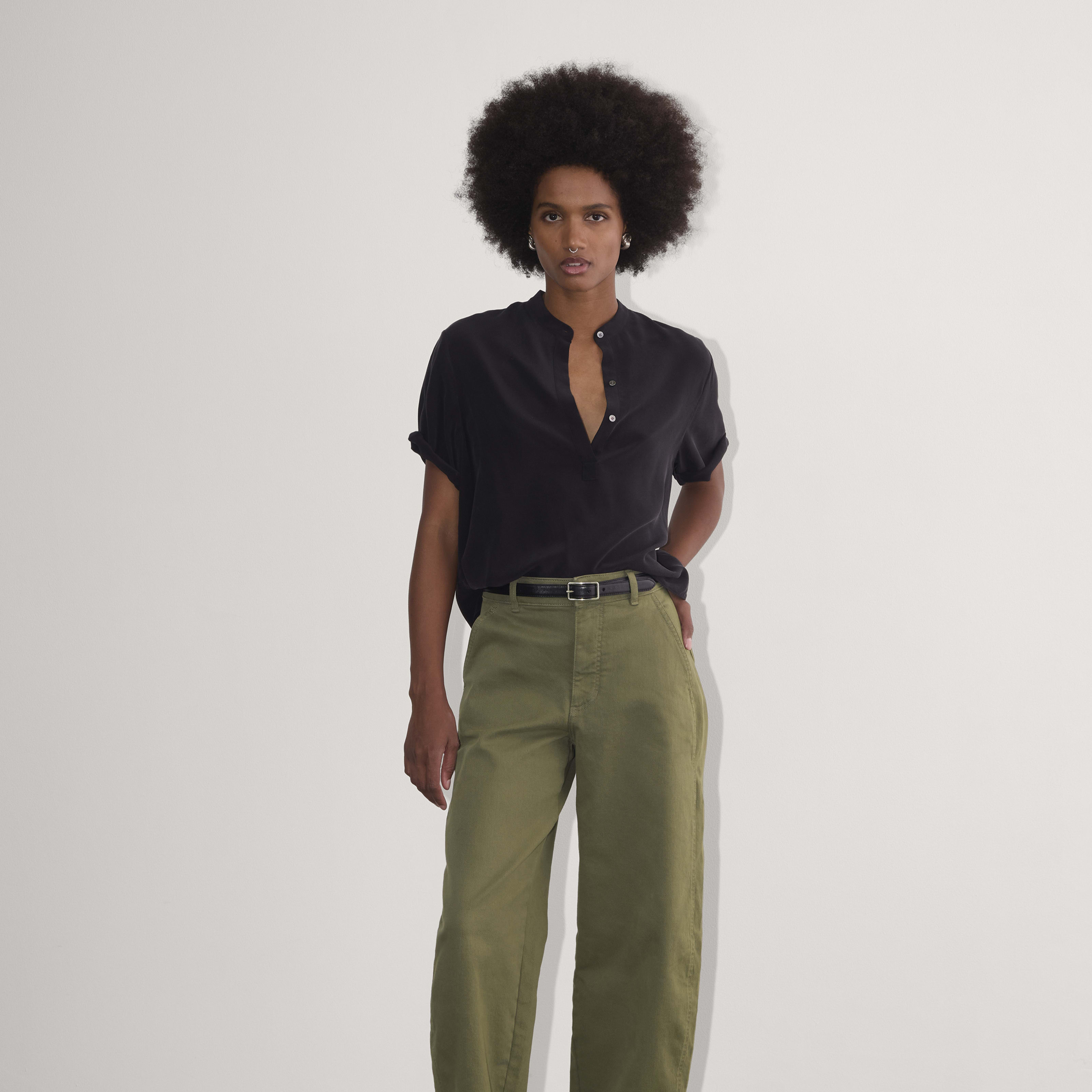 Women's Utility Curve Pant by Everlane in Olive, Size 0 | Everlane