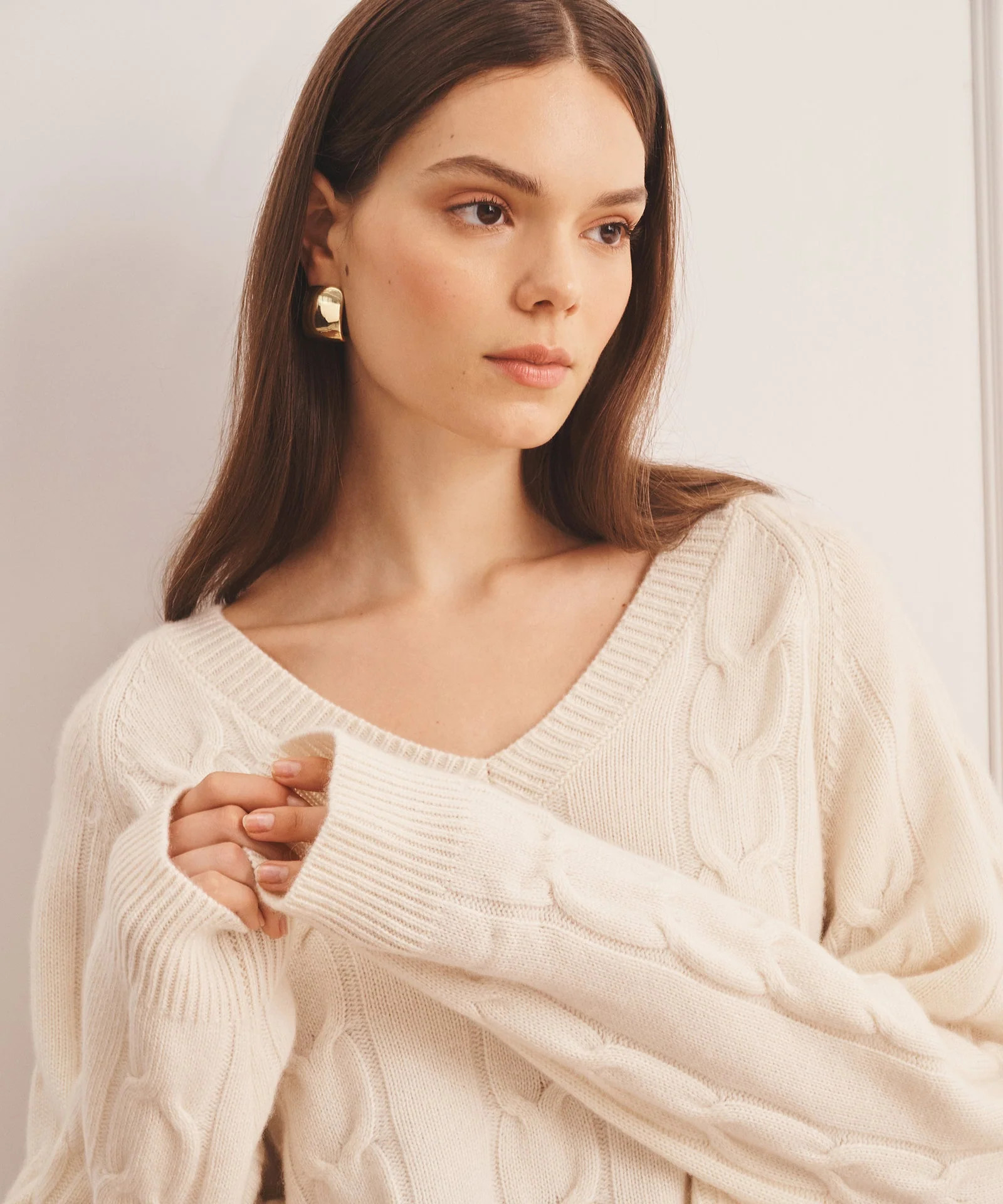 Luxe Cashmere Cable V-Neck Sweater | NAADAM
