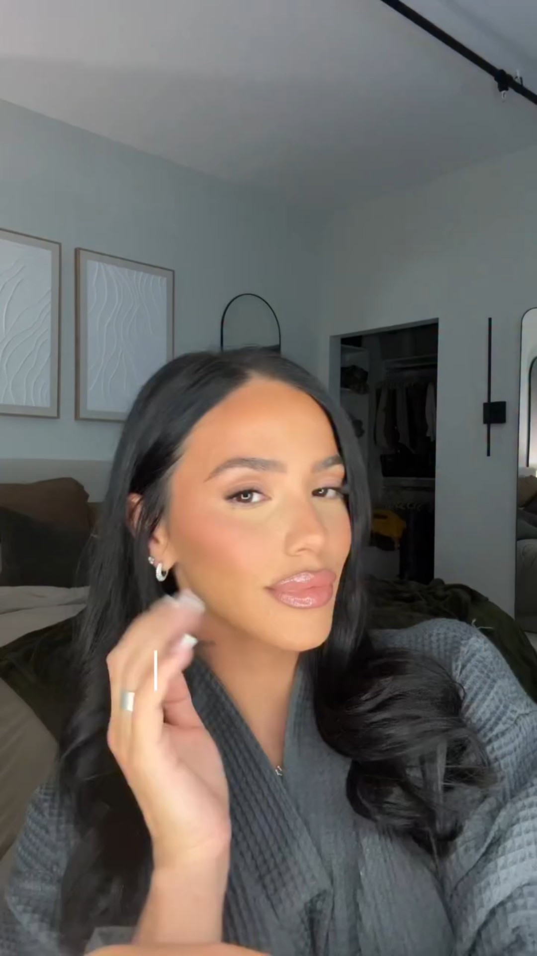 the plans made it out the chat 💕

@hudabeauty ‘strawberry cream’
@fentybeauty ‘island ting’
@sephora 
@hourglasscosmetics ‘sienna’